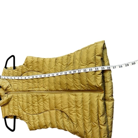 Lululemon Pack It Down Vest- Vintage Gold Lightweight Packable Down Vest- Size 2 - Picture 16 of 16